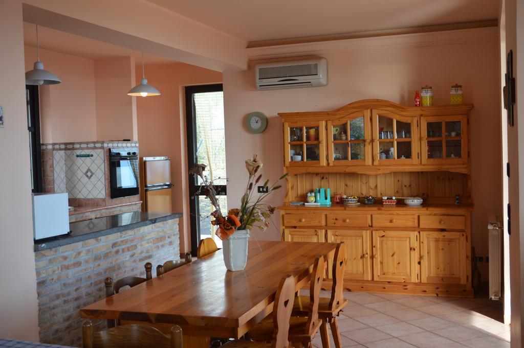 Villa Elena Mascali Ruang foto